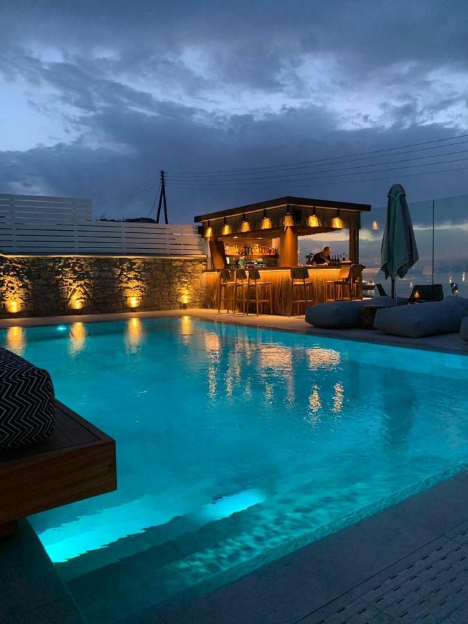 Apiro Mykonos